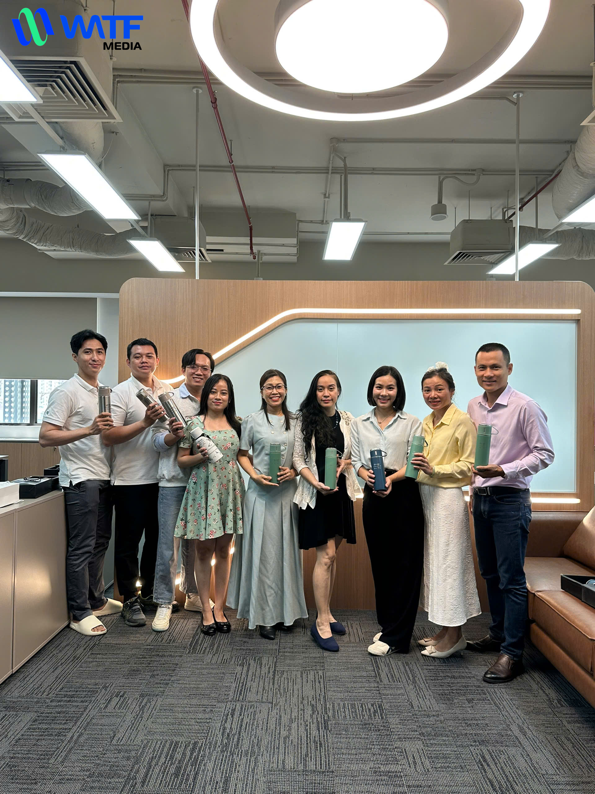 Sếp Vân đã có chuyến trở về từ Malaysia để thăm đội ngũ và gặp gỡ trực tiếp các thành viên trong công ty