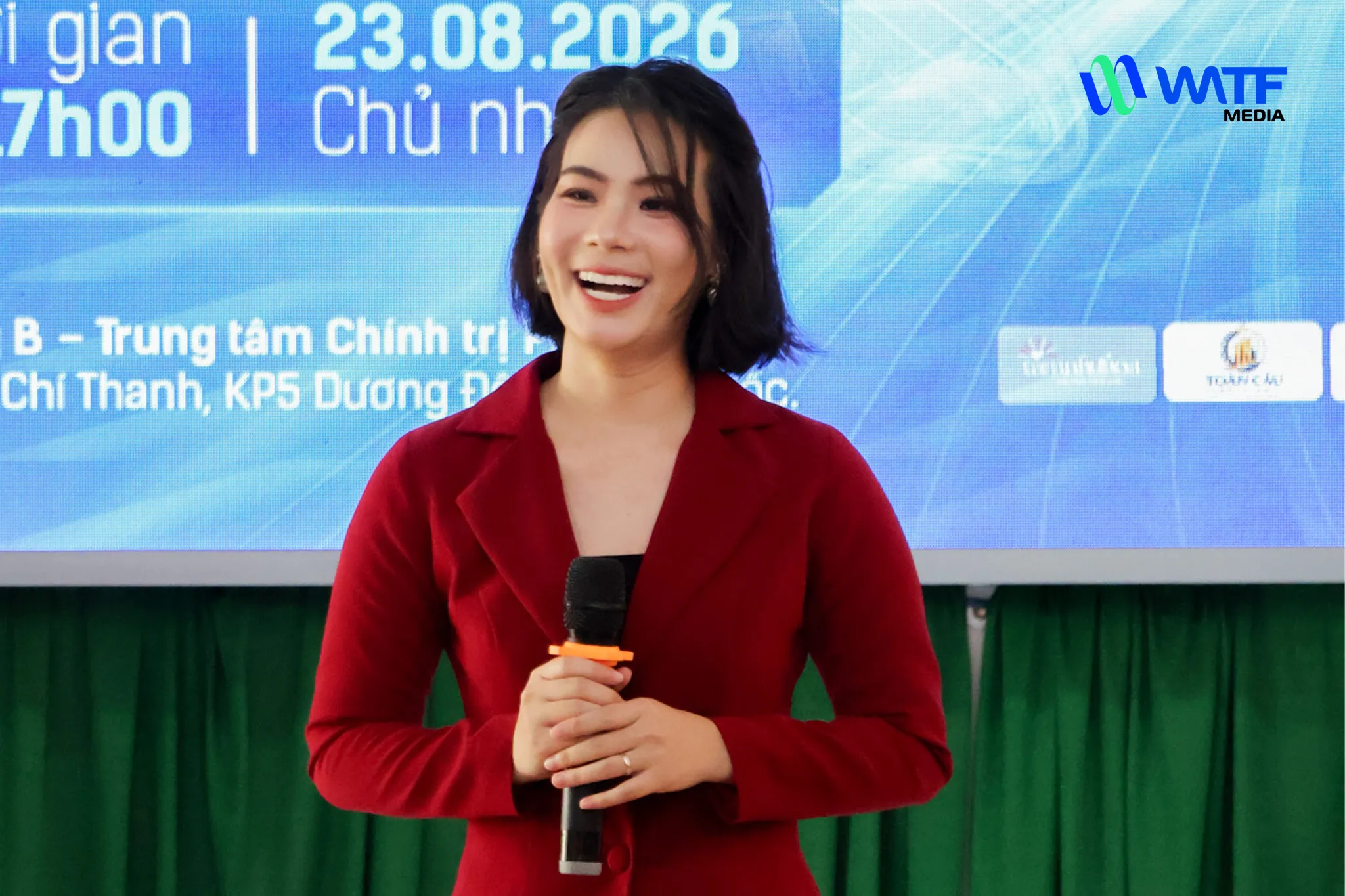 GIÁM ĐỐC WATF MEDIA KHẢ VÂN ĐỒNG HÀNH CÙNG CHƯƠNG TRÌNH “QUẢN TRỊ NHÂN TÂM” 1 Ngày 23/8/2026, Ms Khả Vân chia sẻ về quản trị nhân sự cho gần 60 chủ doanh nghiệp tại Phú Quốc.